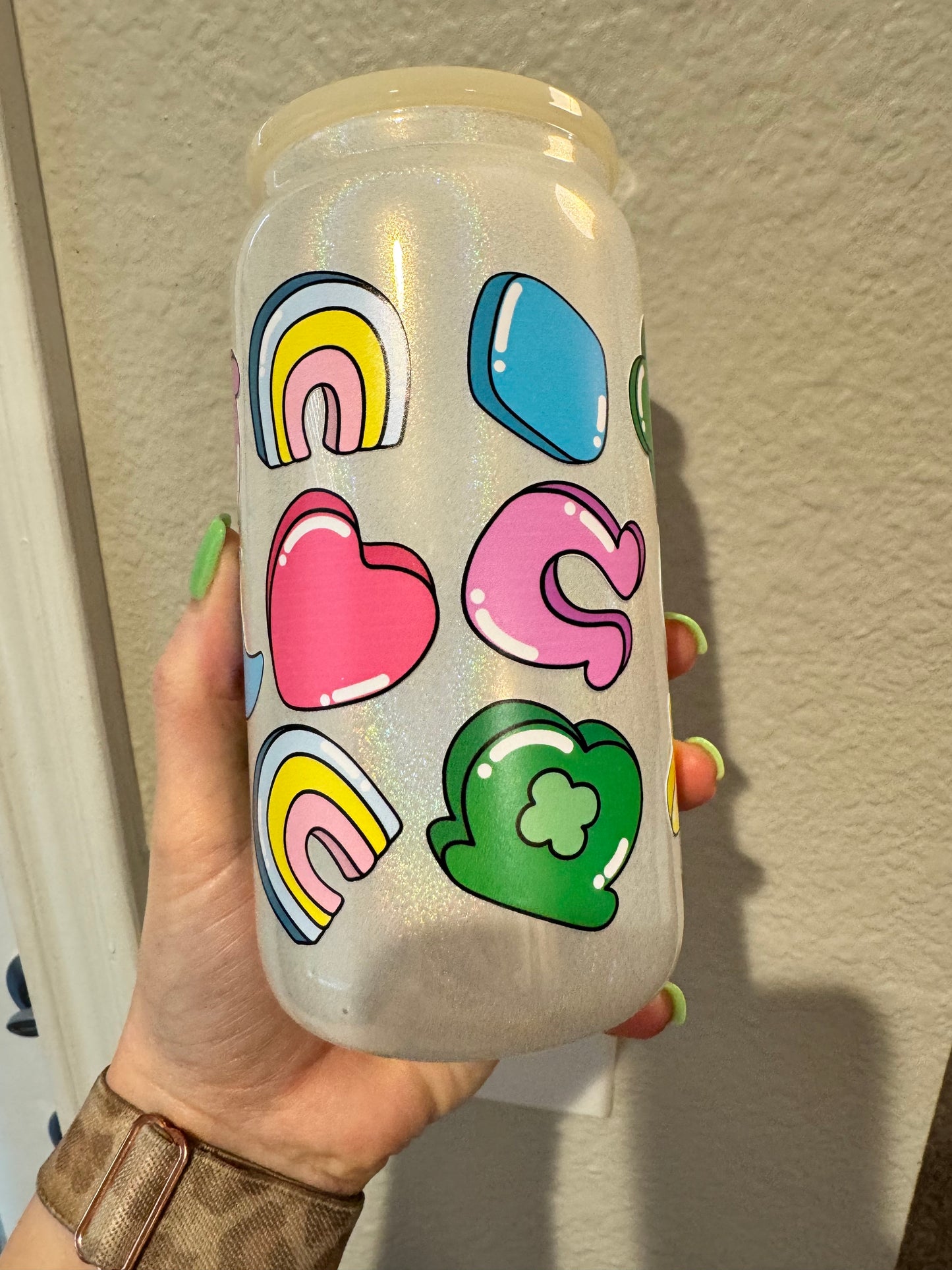 Big Marshmallows White 16 oz shimmer can glass